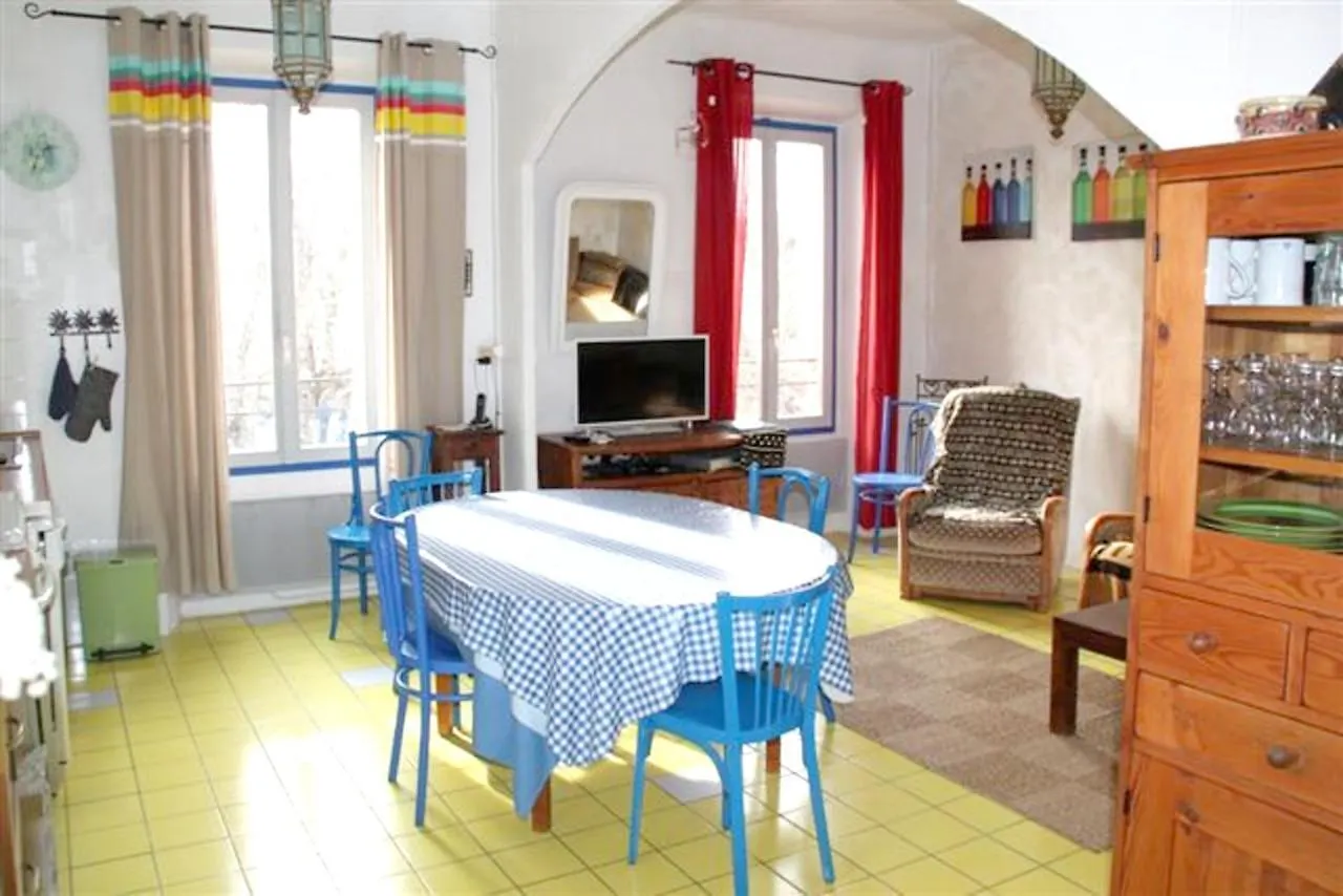 Maison Accueillante A Reillanne Avec Jardin Clos Villa France